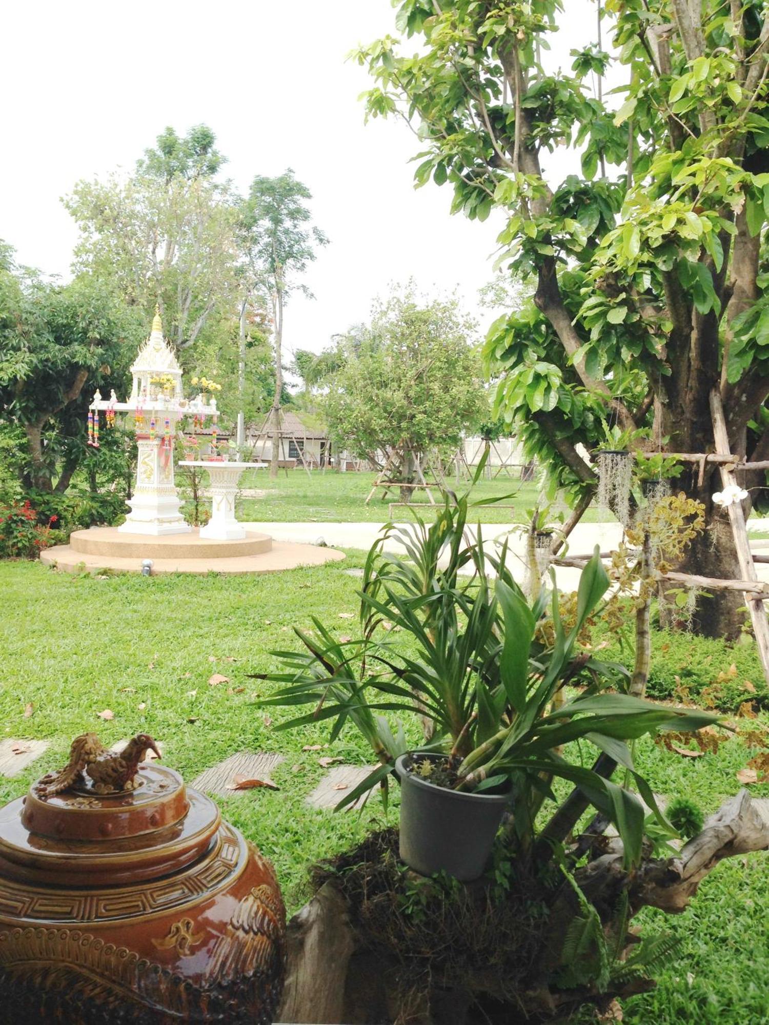 Chiangrai Green Park Resort Chiang Rai Bagian luar foto