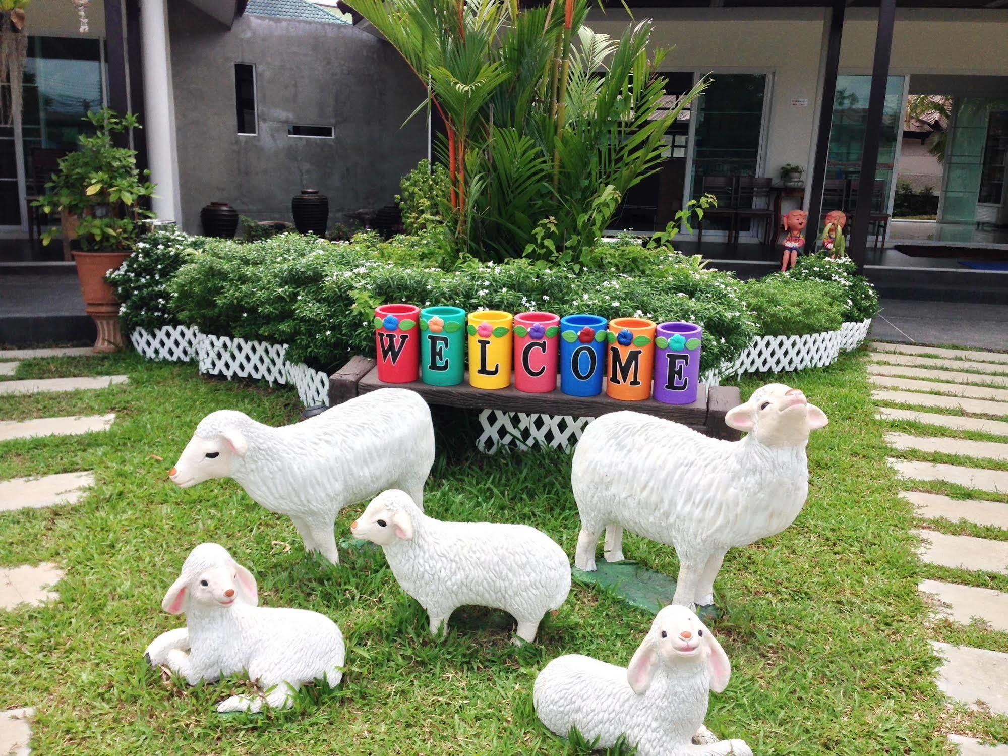 Chiangrai Green Park Resort Chiang Rai Bagian luar foto